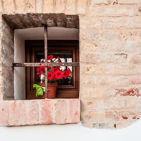 Brick House Tatil Evi *