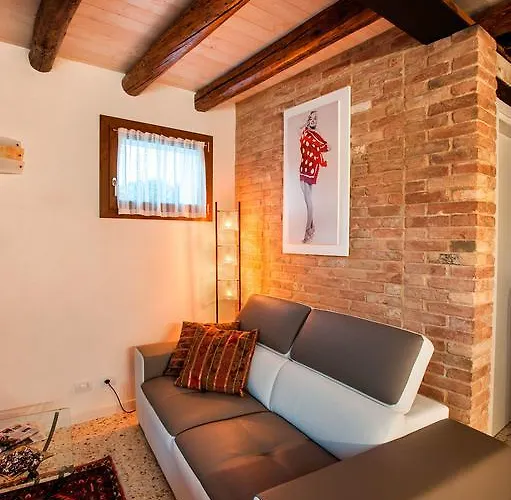 Ferienhaus Brick House Silea
