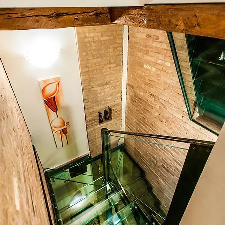 Сasa de vacaciones Brick House *