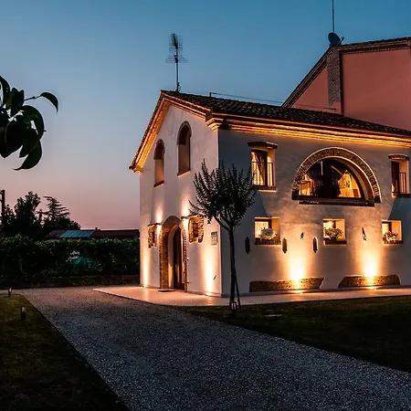 Ferienhaus Brick House *